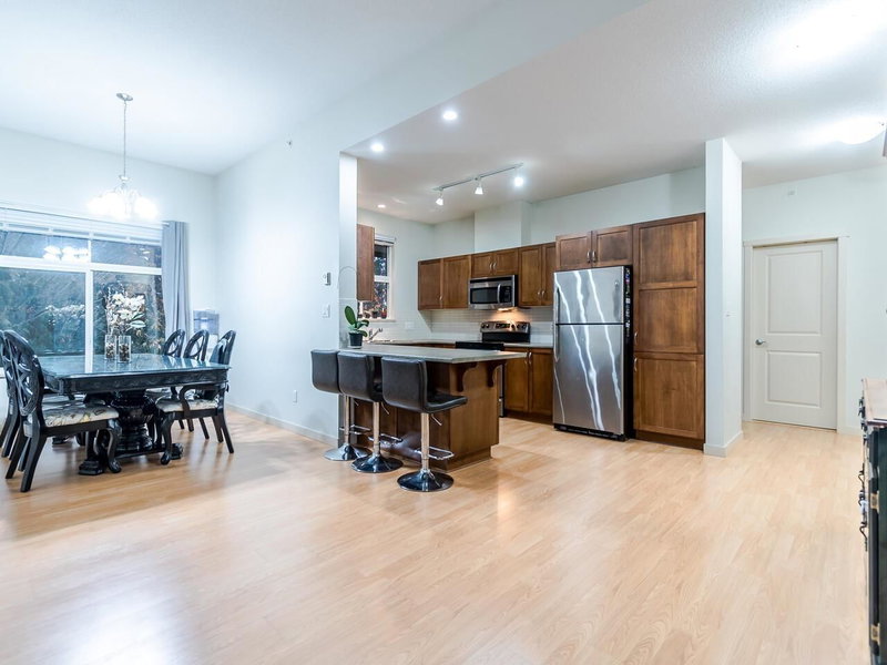 407 - 33338 Bourquin Crescent, Abbotsford, V2S 1Y1 | Image 2