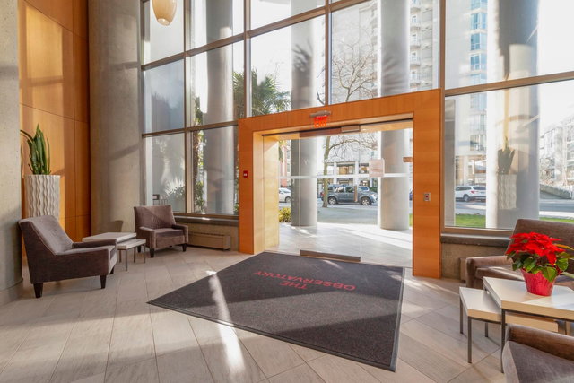 2103 - 120 2nd Street W