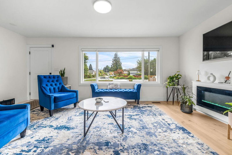 9360 Pinewell Crescent, Richmond, V7A 2C6 | Image 2