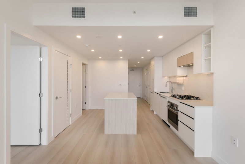 502 - 13573 98a Avenue, Surrey, V3T 0X1 | Image 2