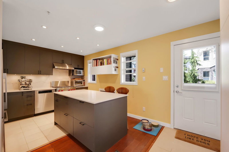 6 - 1204 Main Street, Squamish, V8B 0S3 | Image 2