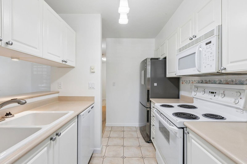 206 - 2490 2nd Avenue, Vancouver, V6K 1J6 | Image 3