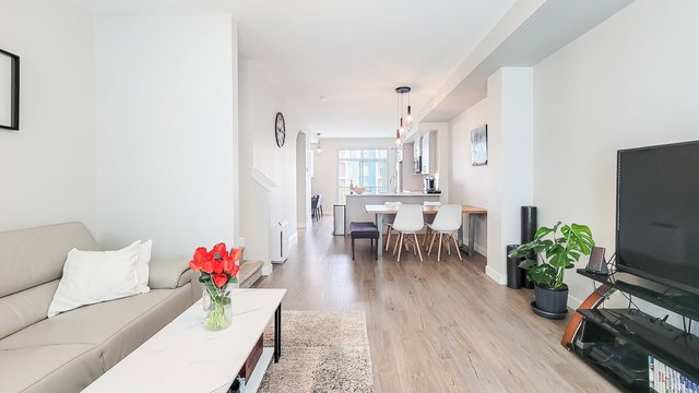 12 - 20180 84 Avenue