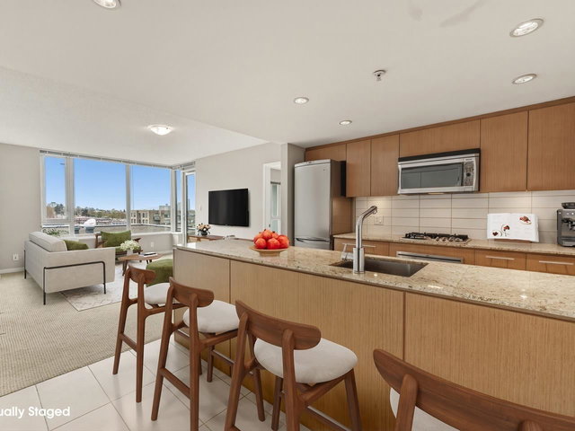 511 - 522 8th Avenue W