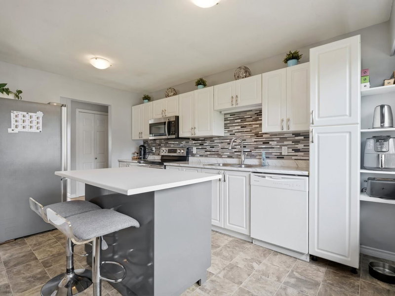 1501 Eighth Avenue, New Westminster, V3M 2S5 | Image 3