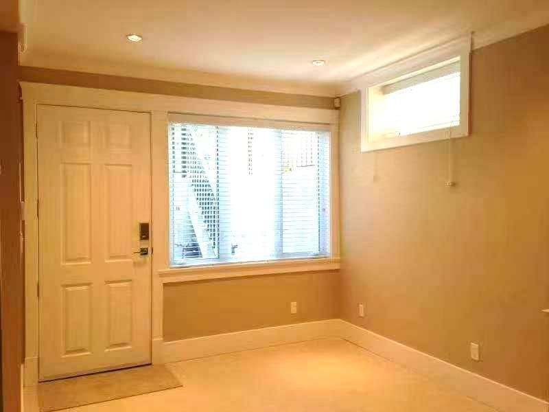 8XX 61 Avenue, Vancouver, V6X 1C3 | Image 2