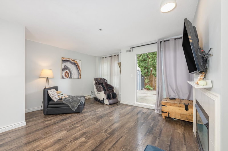 D - 3439 43rd Avenue, Vancouver, V5R 5X9 | Image 2
