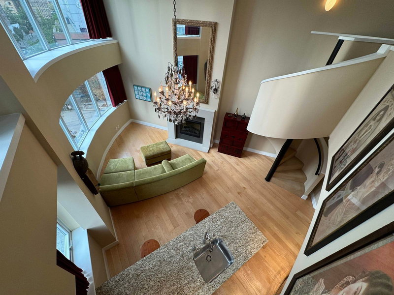 618 Abbott Street #PH7, Vancouver, British Columbia