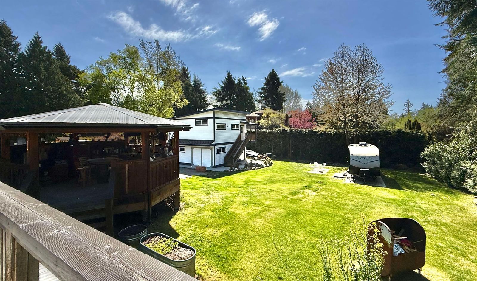 Listing Image 12