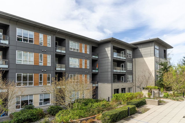 412 - 9877 University Crescent