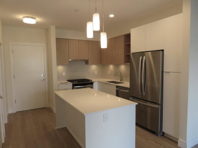 B407 - 6950 Nicholson Road