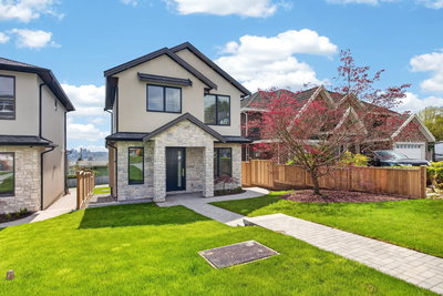 1150 Charland Avenue | Coquitlam | Image