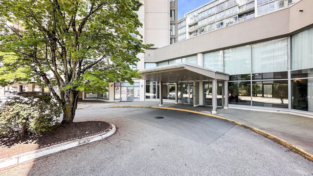 803 - 8248 Lansdowne Road