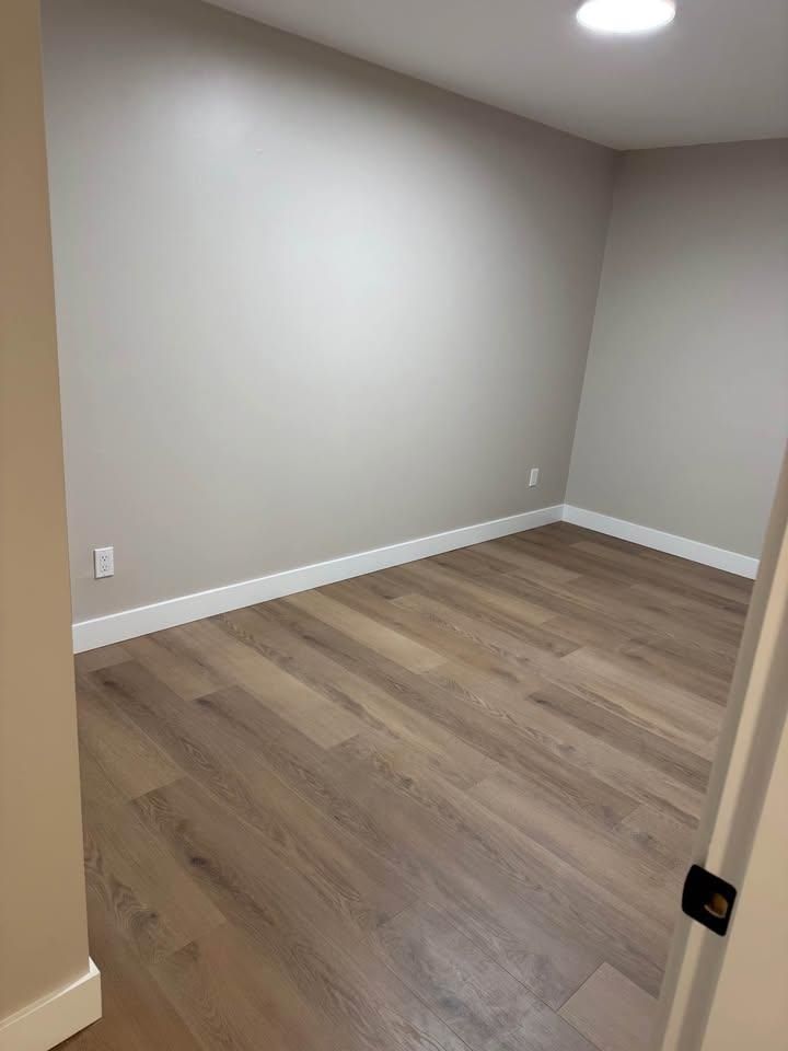 Lower Level - 4810 Northlawn Drive, Burnaby, V5C 3S3 | Image 3