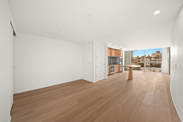 60X - 1568 Alberni Street