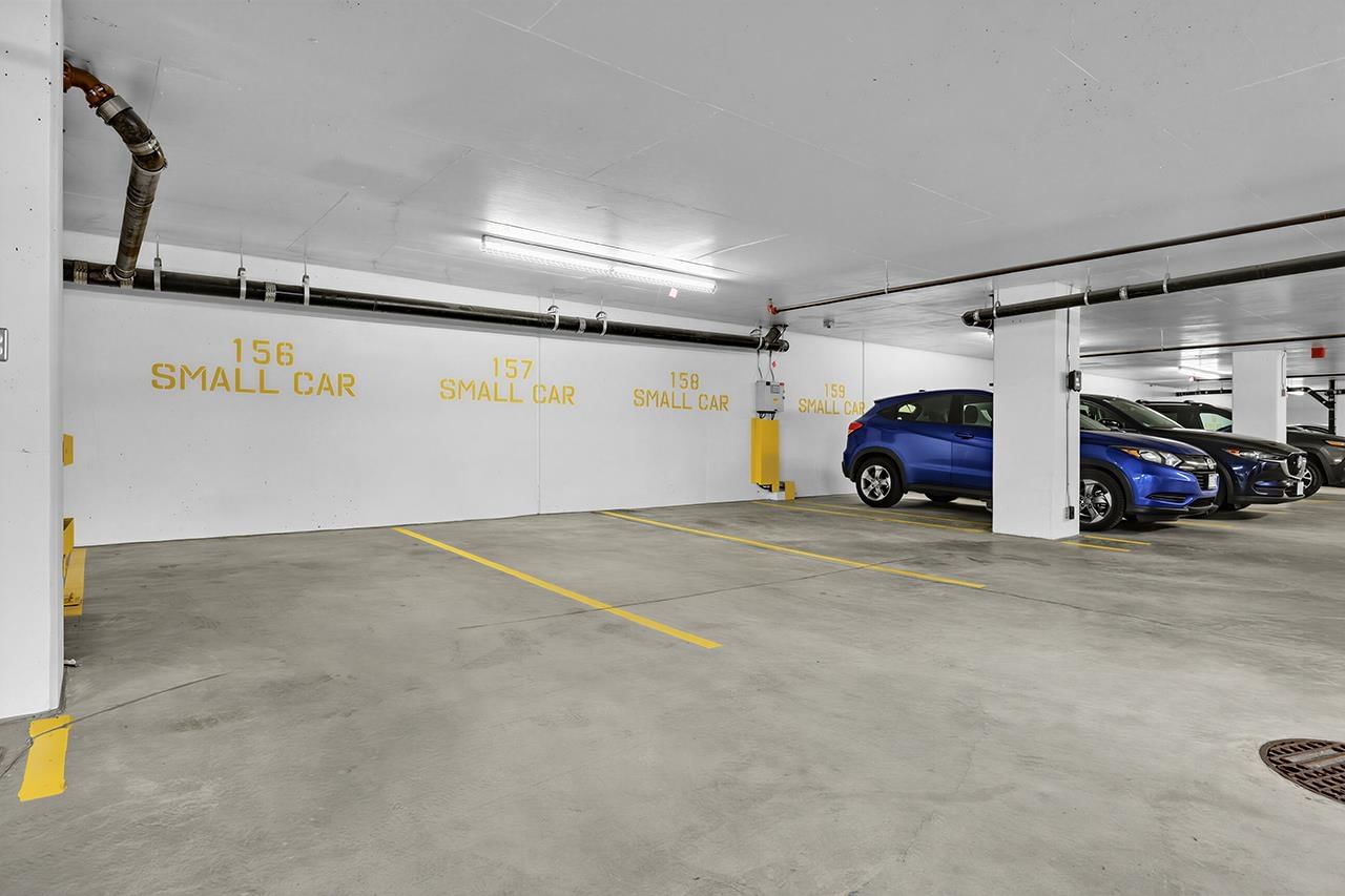 Listing Image 25