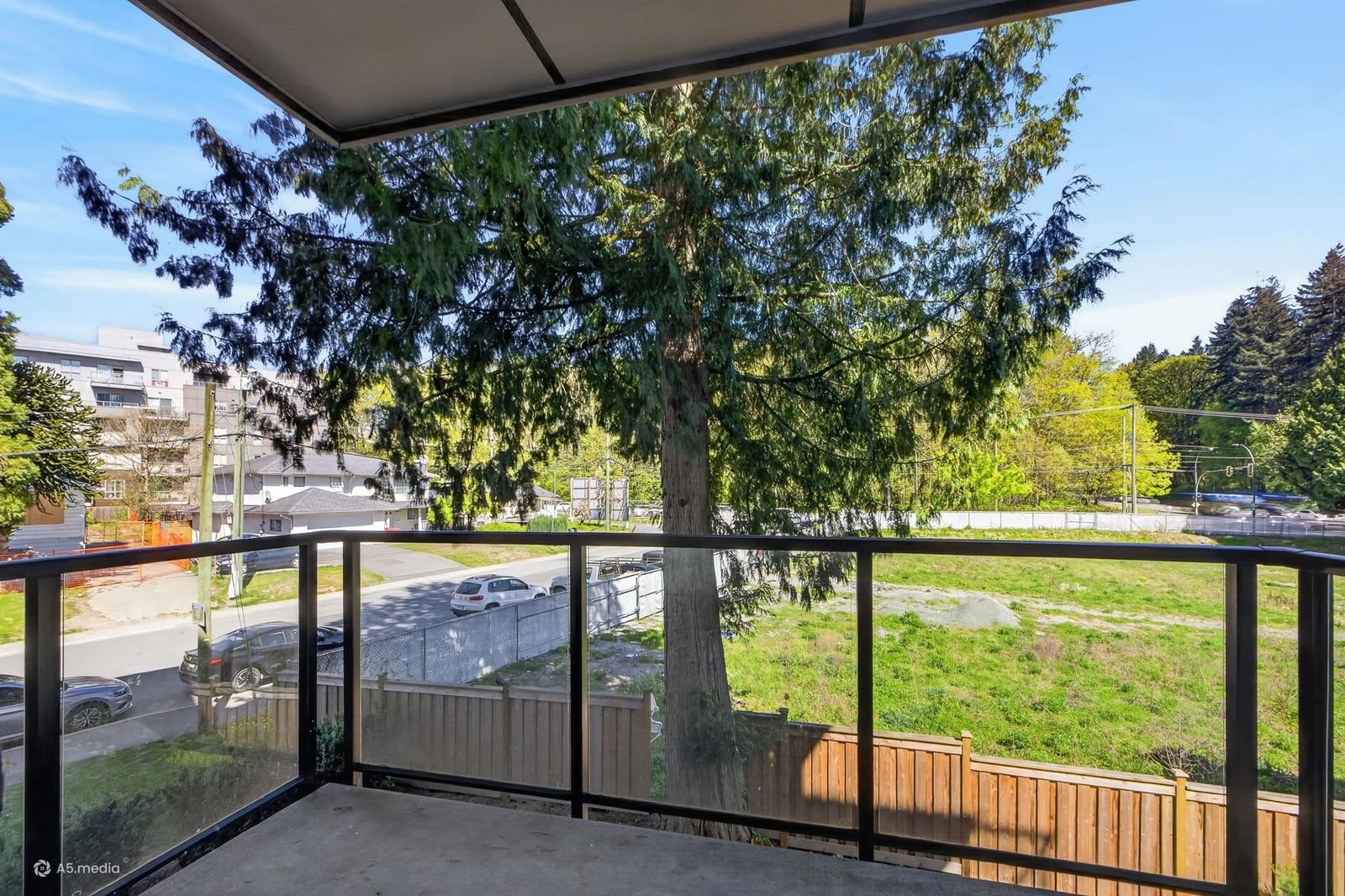 Listing Image 22
