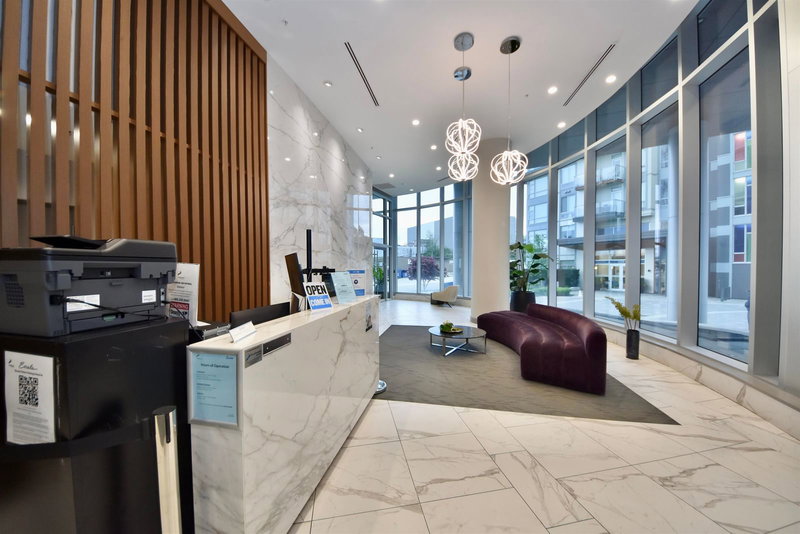 2405 - 1788 Gilmore Avenue, Burnaby, V5C 0L5 | Image 2