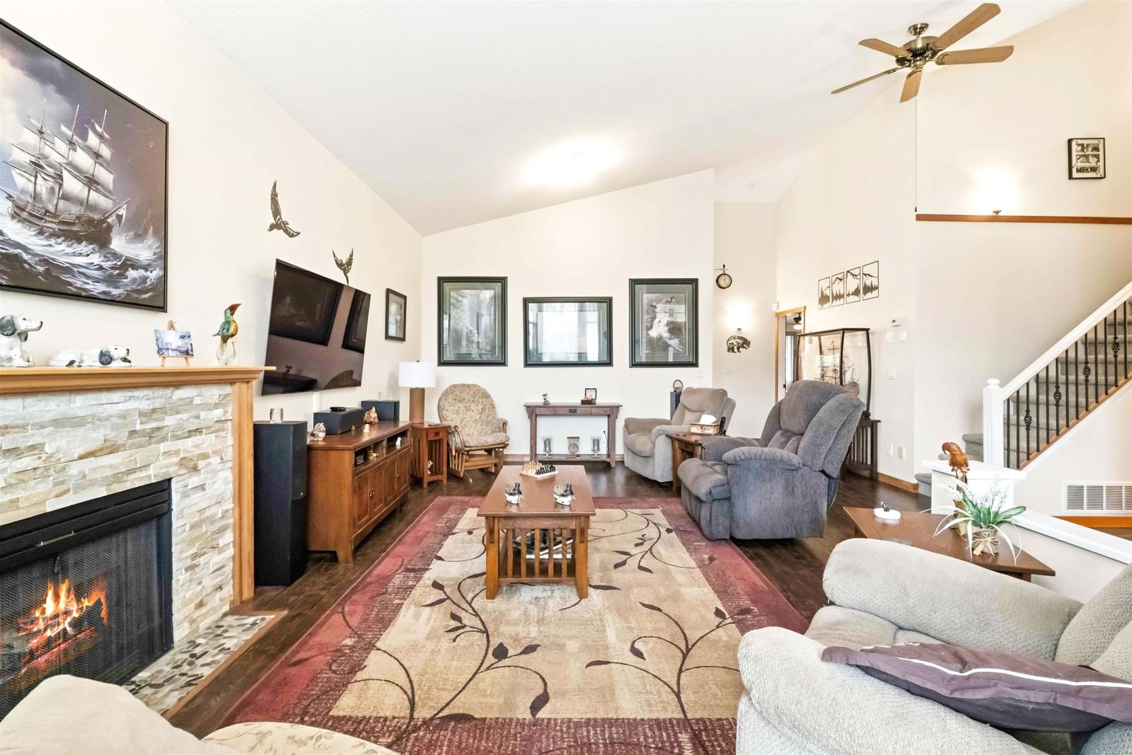 Listing Image 18