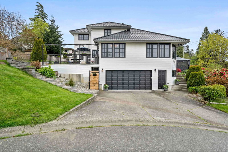16071 8 Avenue, Surrey, V4A 1A1 | Image 3