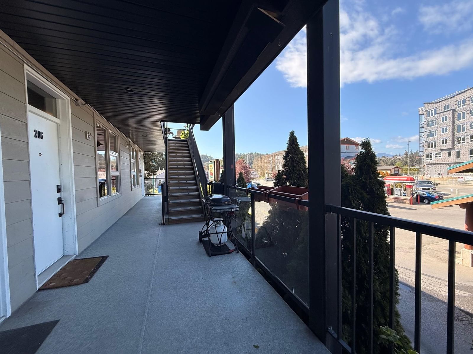Listing Image 17