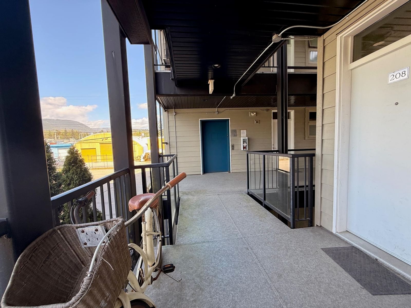 Listing Image 18