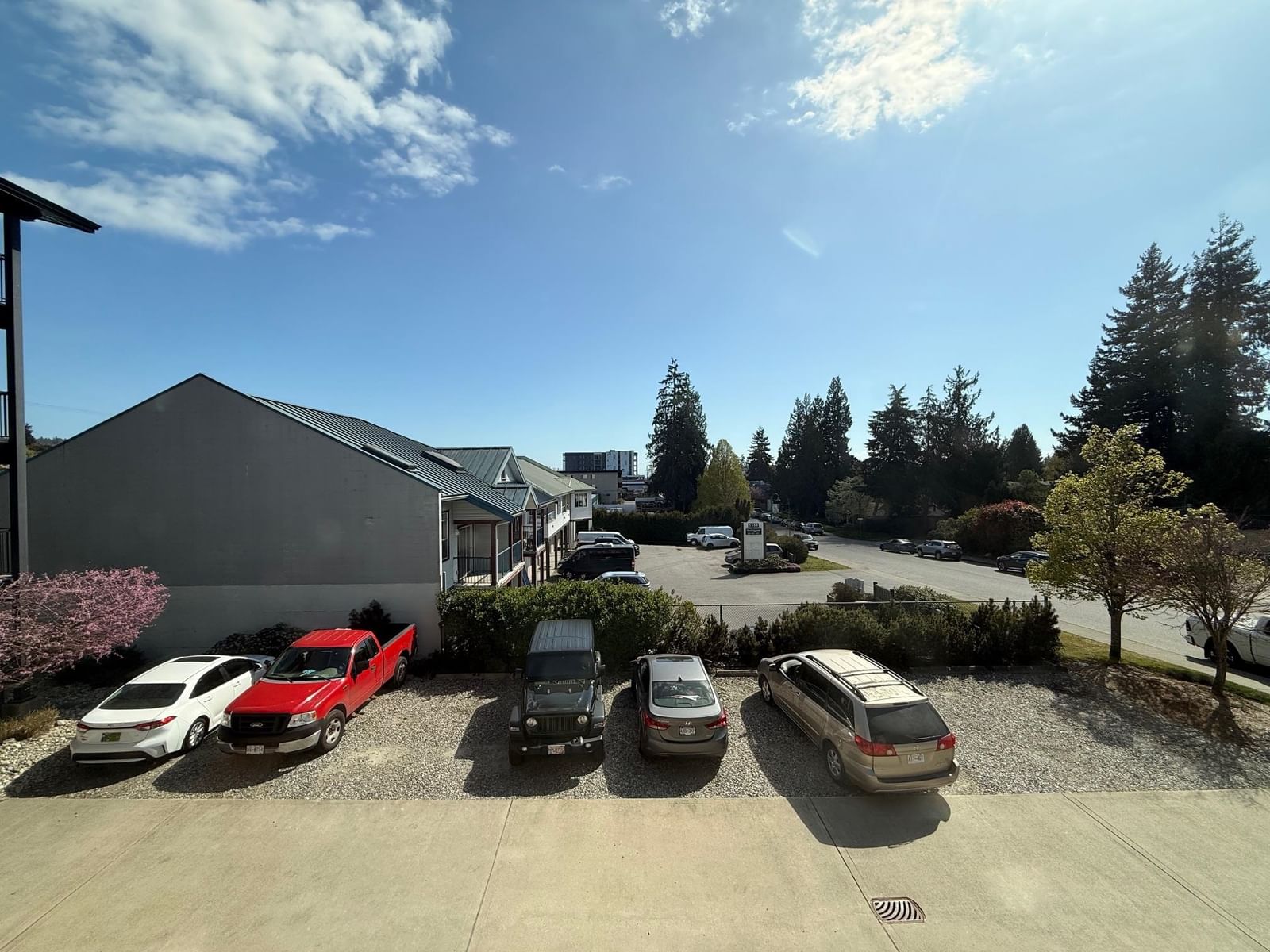 Listing Image 23