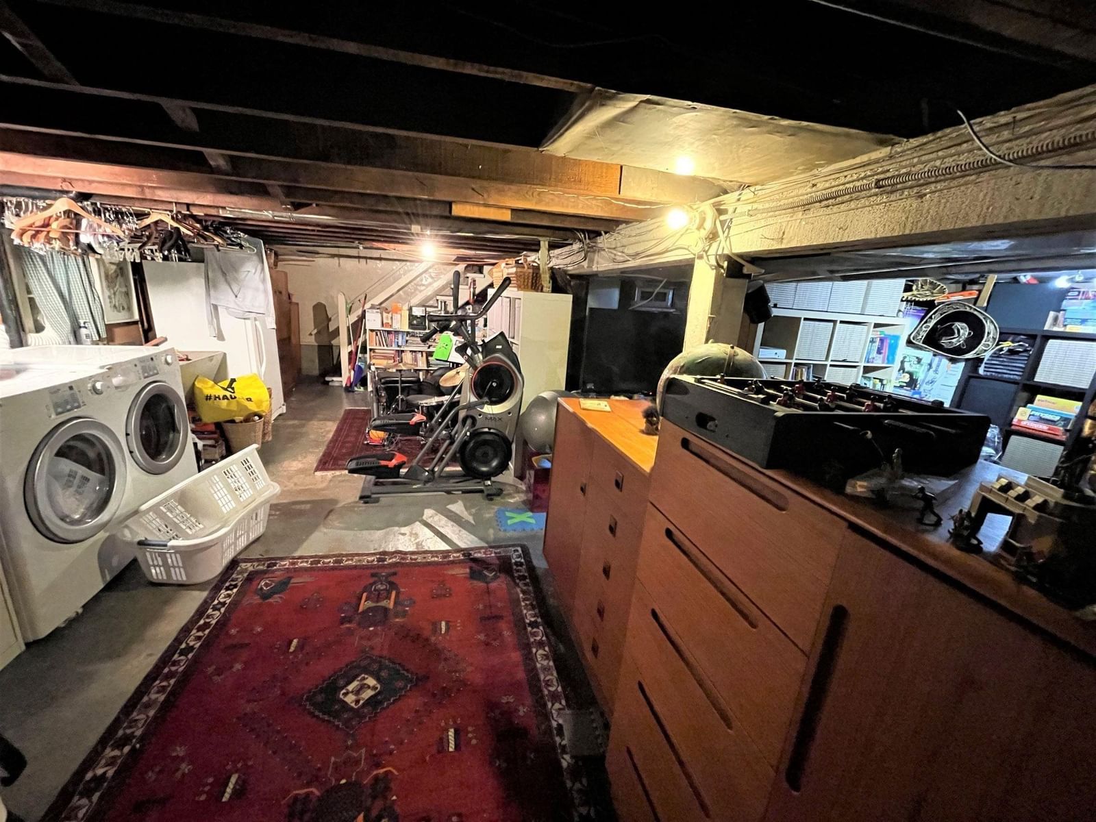 Listing Image 11