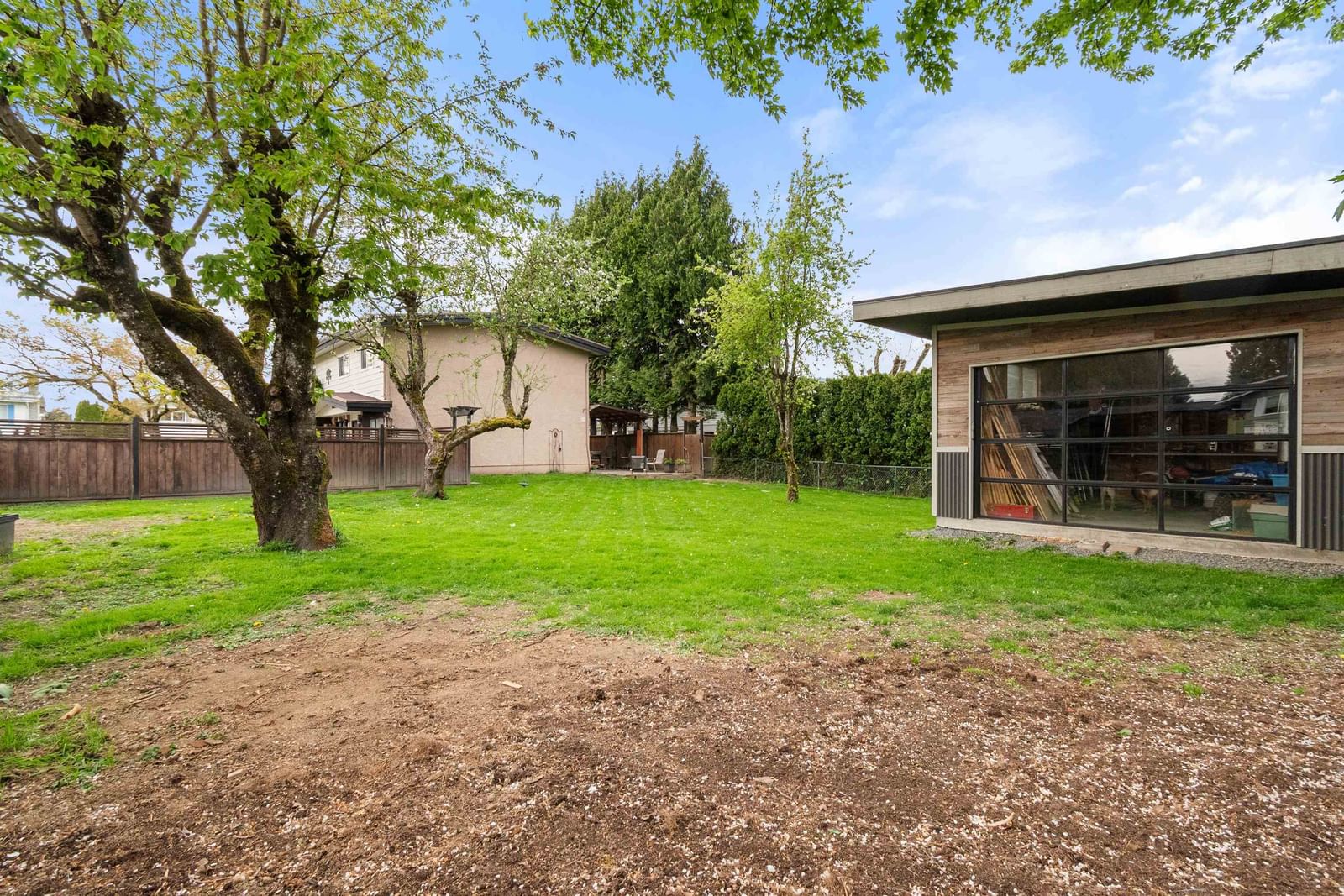 Listing Image 32