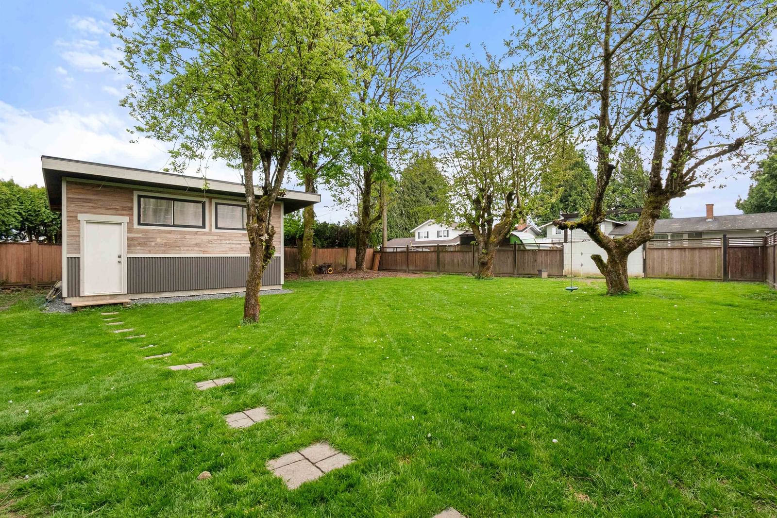 Listing Image 34