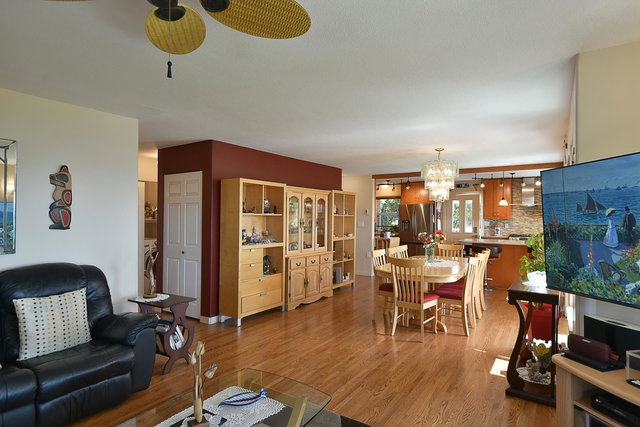 6502 Sunshine Coast Highway