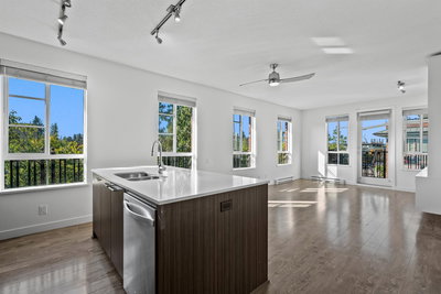 301 - 553 Foster Avenue | Coquitlam | Image