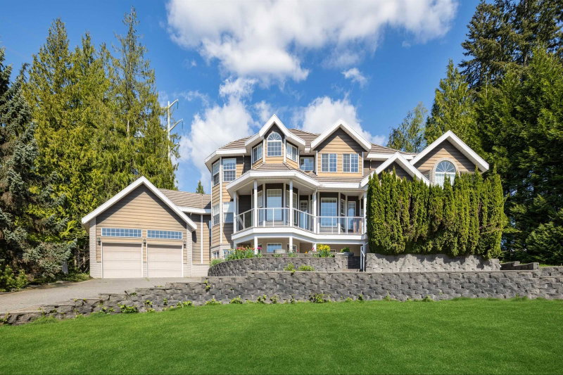 127 Hemlock Drive