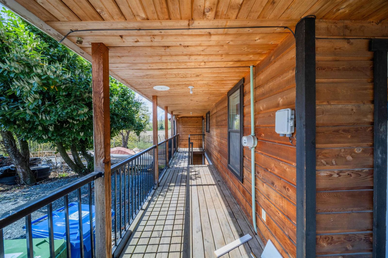 Listing Image 8