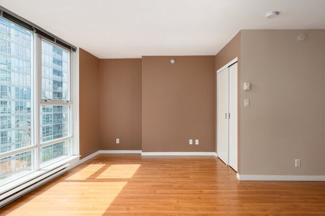 2307 - 131 Regiment Square