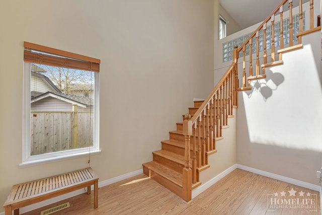 Upper House - 6375 187a Street