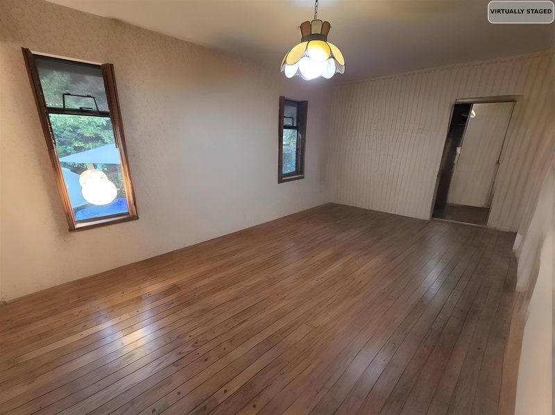 211 Warwick Avenue, Burnaby, V5B 1K8 | Image 3