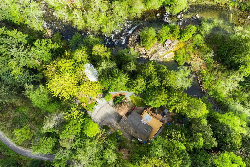 24400 130 Avenue, Maple Ridge, British Columbia