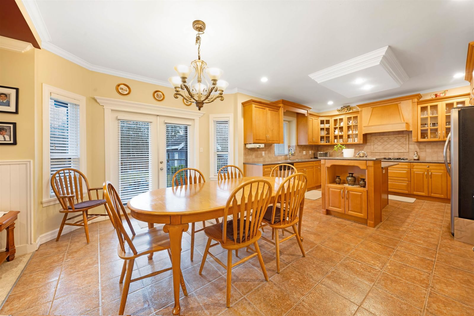 Listing Image 12