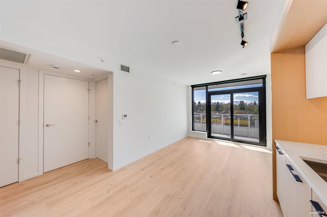 2F - 5189 Earles Street