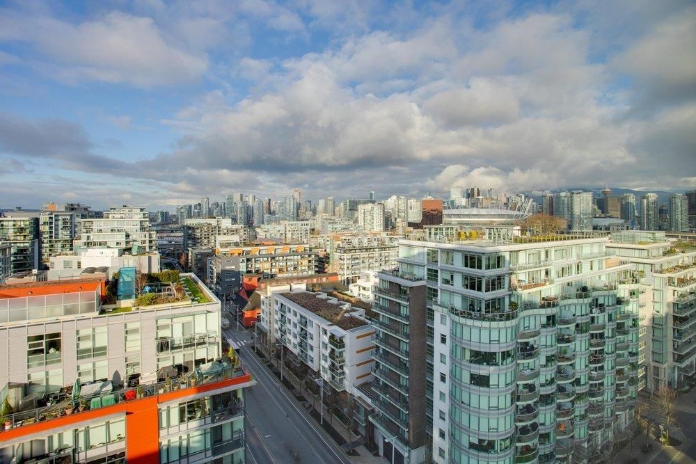 Listing Image 10