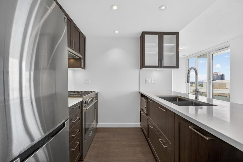 2708 - 5470 Ormidale St, Vancouver, V5R 0G6 | Image 3