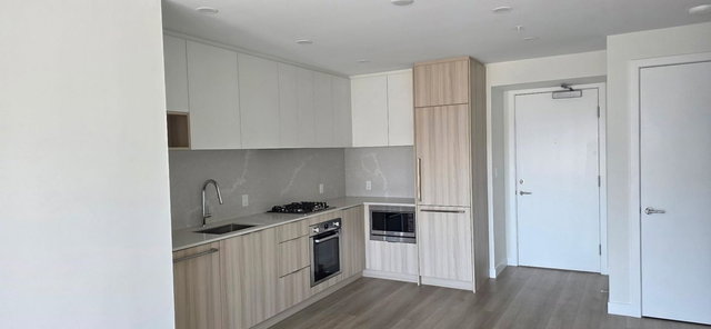 3105 - 6087 Wilson Avenue