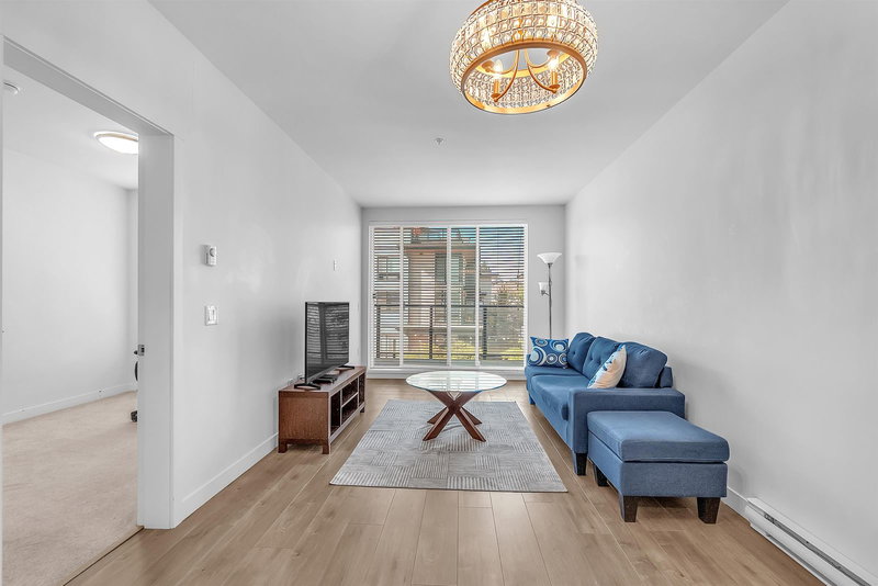 212 - 707 Como Lake Avenue, Coquitlam, V3J 0J5 | Image 3