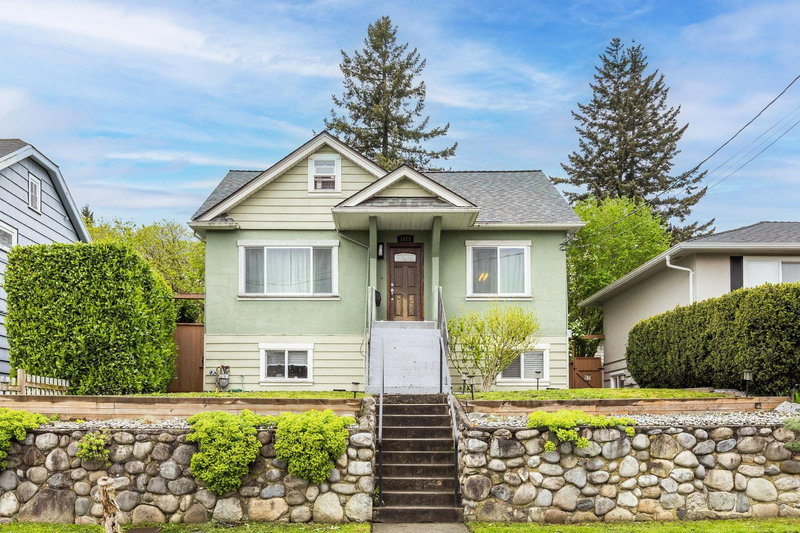 1613 Hamilton Street, New Westminster, British Columbia