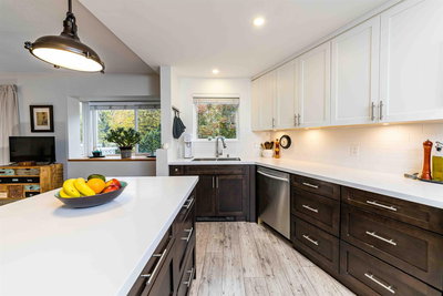 401 - 2295 Pandora Street | Vancouver | Image