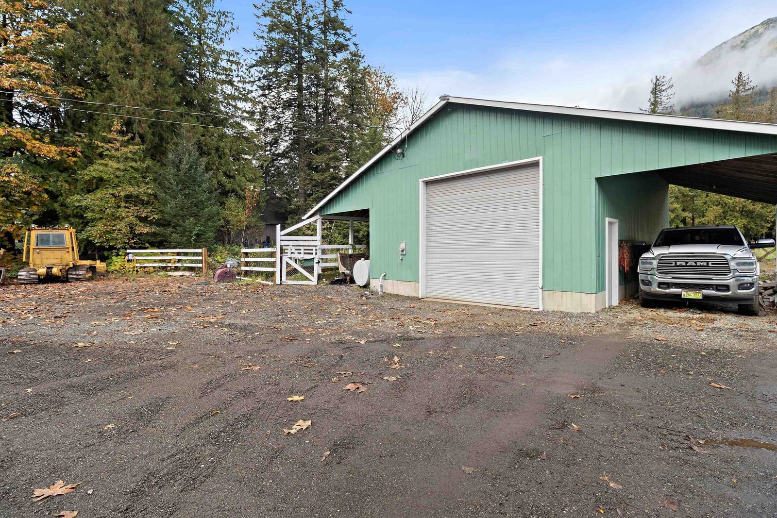 Listing Image 16