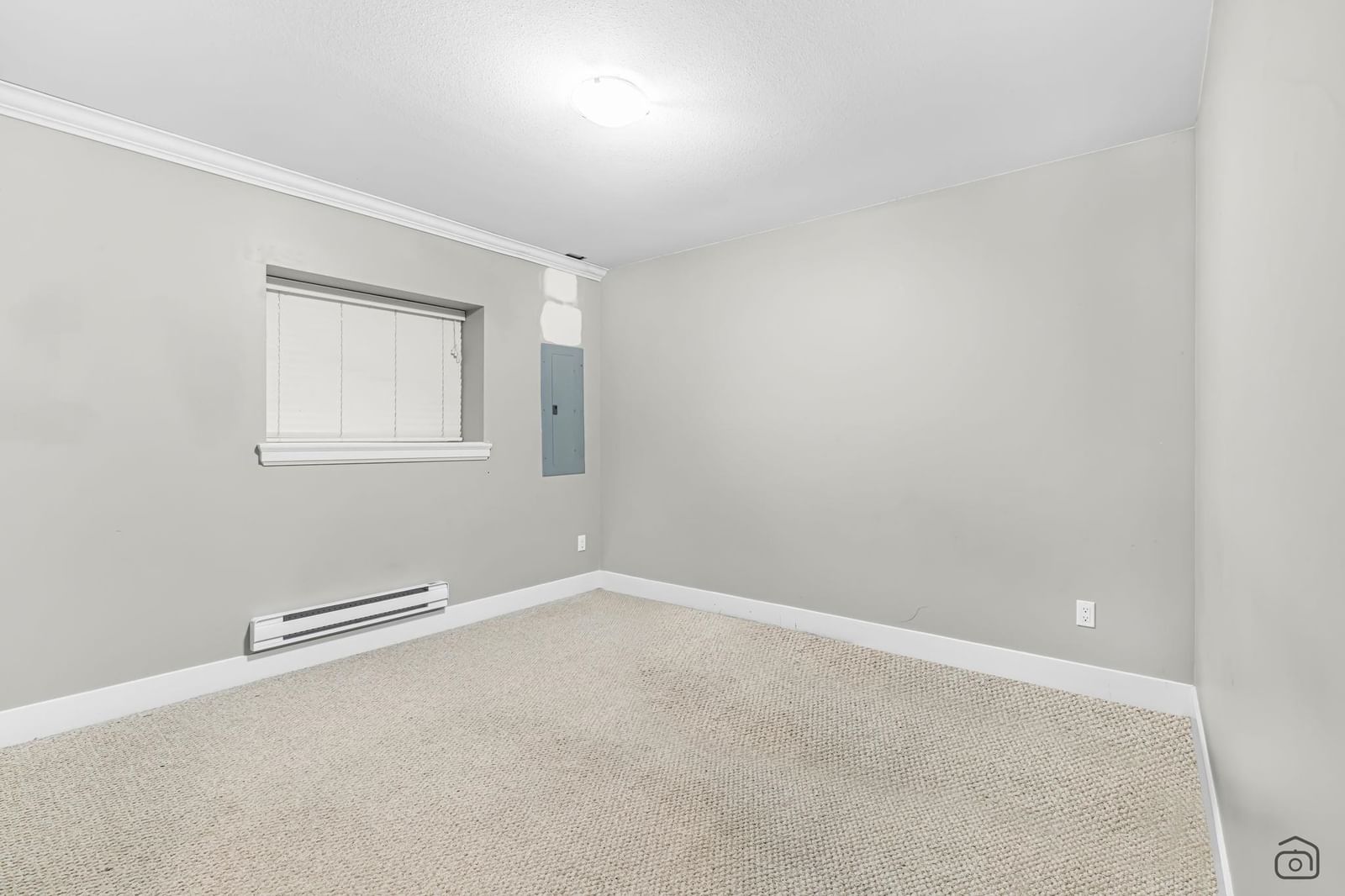 Listing Image 27