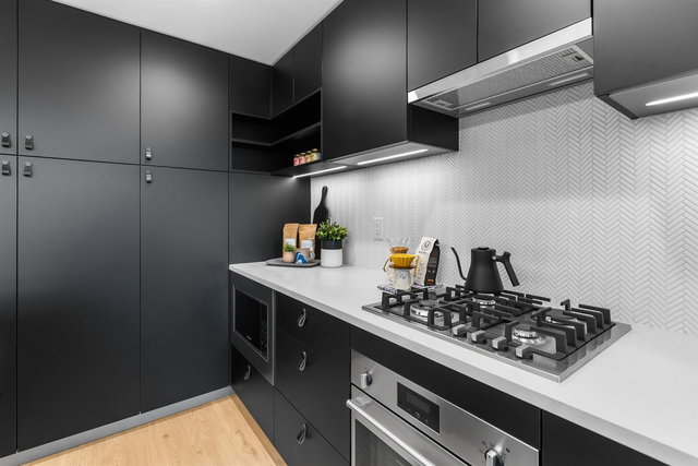 612 - 1680 12th Street E