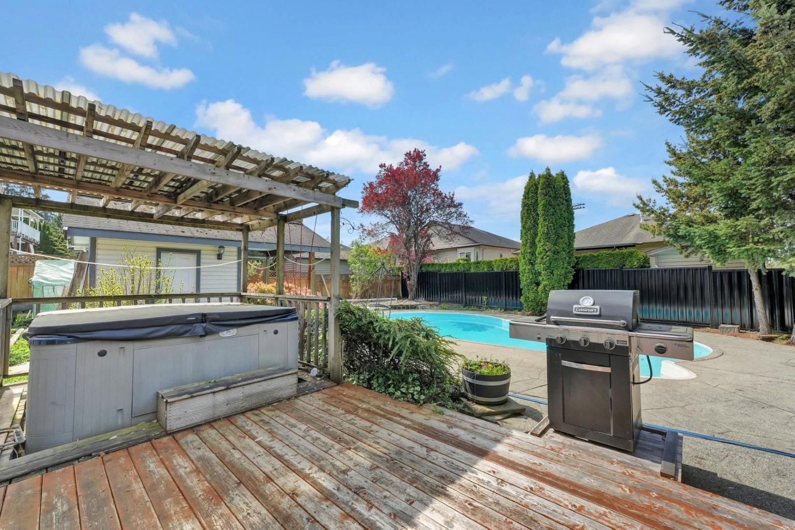 Listing Image 10